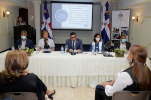 Taller con Directores de Recursos Humanos / Dominicana se transforma con John Maxwell y El Gabinete de la Familia