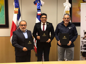 Gabinete de la Familia, Siuben y la Ogtic firman convenio