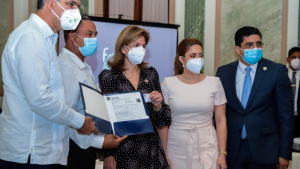 Gobierno presenta programa Familias Acompa&ntilde;adas para afectados por COVID-19